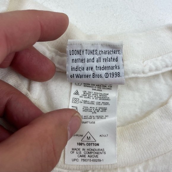 Vintage Looney Tunes Tweety "Yeah, Right!" T-Shirt (1990s) Size Medium - Picture 4 of 5